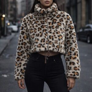 Know One Cares M Leopard Faux Fur Jacket Cropped Zip Front NWT Street